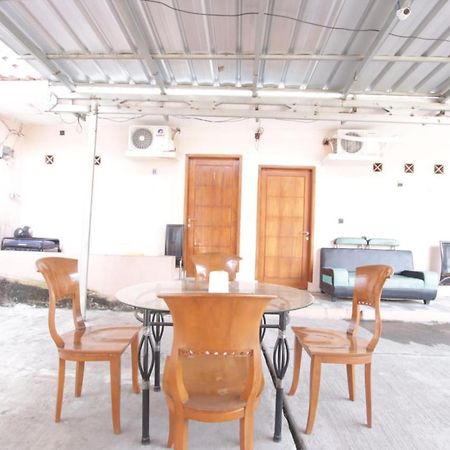 Oyo 91490 Hotel Rumah Kita Cirebon Buitenkant foto