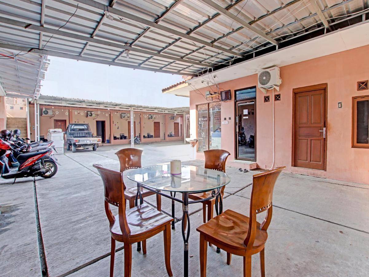 Oyo 91490 Hotel Rumah Kita Cirebon Buitenkant foto