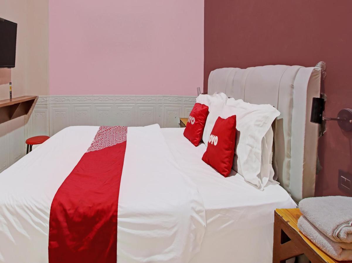 Oyo 91490 Hotel Rumah Kita Cirebon Buitenkant foto