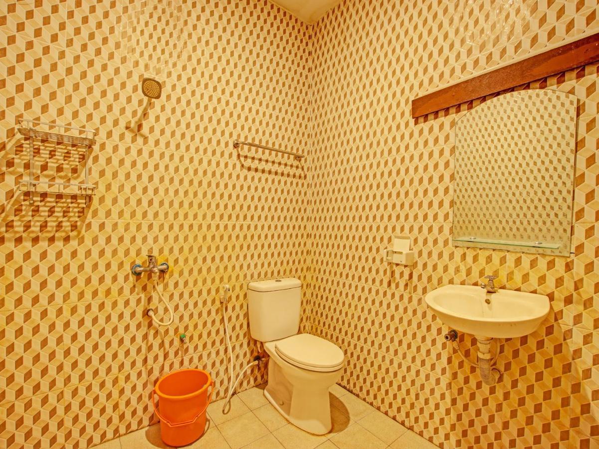 Oyo 91490 Hotel Rumah Kita Cirebon Buitenkant foto